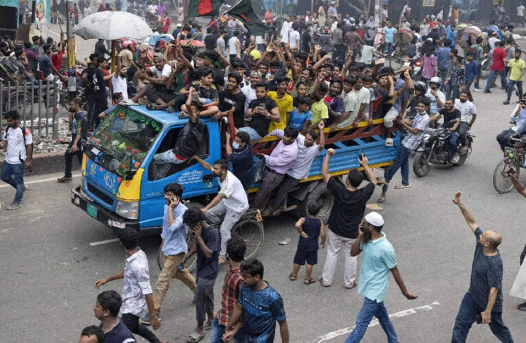 बांग्लादेश में अल्पसंख्यकों पर बढ़ती हिंसा, अंतरराष्ट्रीय समुदाय चिंतित