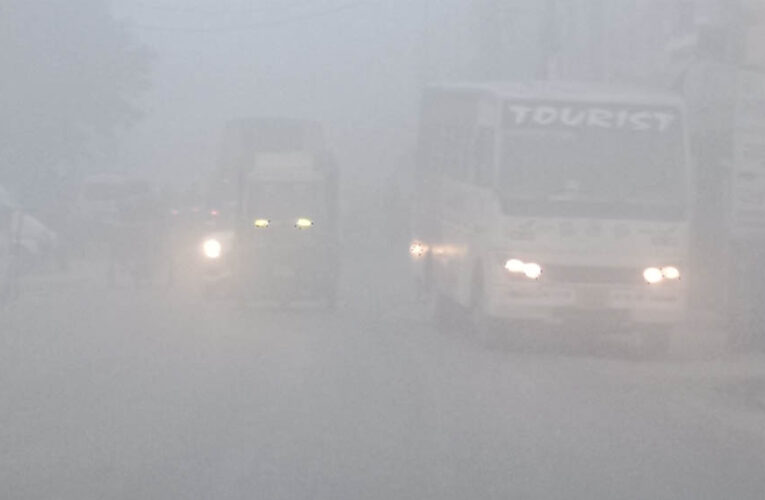 योगी सरकार यात्रियों की सुरक्षा के लिए सतर्क, ठंड में सुरक्षित बस संचालन के निर्देश