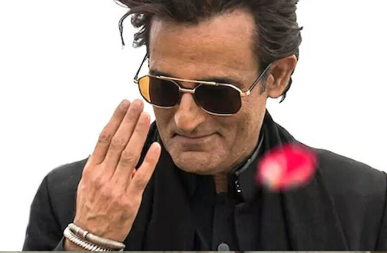 धुरंधर की सक्सेस के बाद अक्षय खन्ना ने बढ़ाई फीस, क्या विवाद के बाद छोड़ा दृश्यम 3?