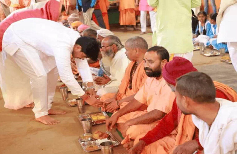 सीएम मोहन यादव के बेटे-बहू ने शुरू की नर्मदा परिक्रमा, ओंकारेश्वर से 15 दिन की पवित्र यात्रा