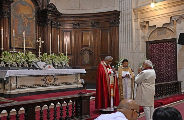 PM मोदी ने क्रिसमस की दी हार्दिक शुभकामनाएं, शांति और सामाजिक मेलजोल बढ़ाने का दिया संदेश