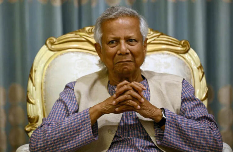 मोहम्मद यूनुस की गलती का असर, बांग्लादेश में हिंदुओं के लिए संकट बन गई स्थिति