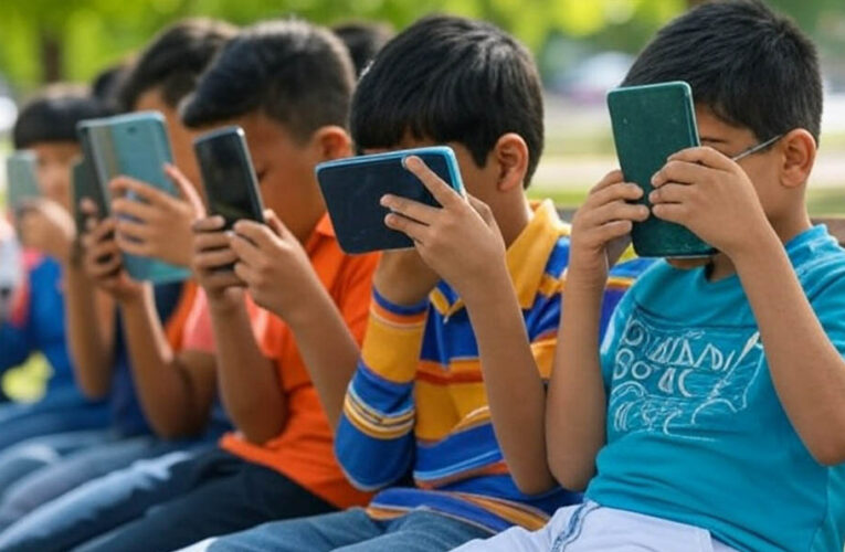 ऑस्ट्रेलिया मॉडल की तर्ज पर भारत में भी बच्चों के लिए सोशल मीडिया बैन हो: मद्रास हाई कोर्ट का केंद्र को सुझाव