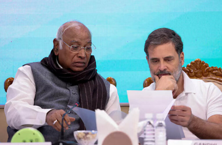 MGNREGA का नाम बदलने का विरोध, राहुल गांधी ने कहा- फैसला नोटबंदी जैसा विनाशकारी