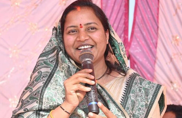 रायपुर : श्रीमती लक्ष्मी राजवाड़े के प्रयासों से 33 सड़कों को मिली प्रशासनिक स्वीकृति