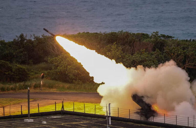 चीन का बयान: ‘ताइवान को मिलाना हमारा ऐतिहासिक मिशन’, सरहदों पर रॉकेट परीक्षण