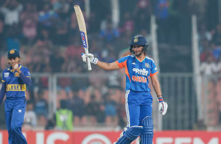 भारत का दमदार प्रदर्शन: श्रीलंका को 15 रन से हराकर वर्ल्ड कप से पहले 5-0 से सीरीज पर कब्जा