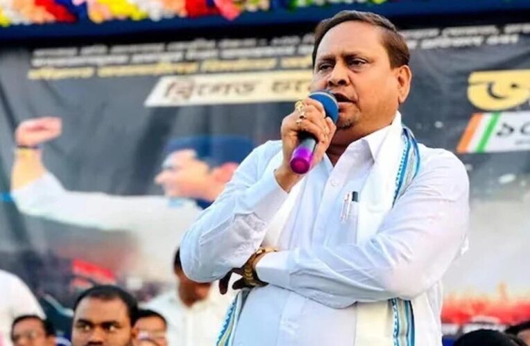 TMC विधायक हुमायूं कबीर का विवादित बयान, बाबरी जैसी मस्जिद की नींव रखने की बात कही