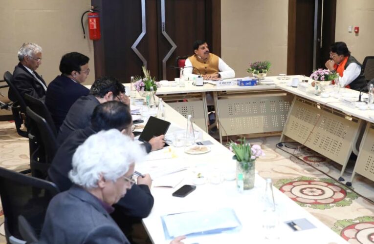 नगरीय विकास के प्रत्येक कार्य को उच्च गुणवत्ता के साथ पूरा करें : मुख्यमंत्री डॉ. यादव