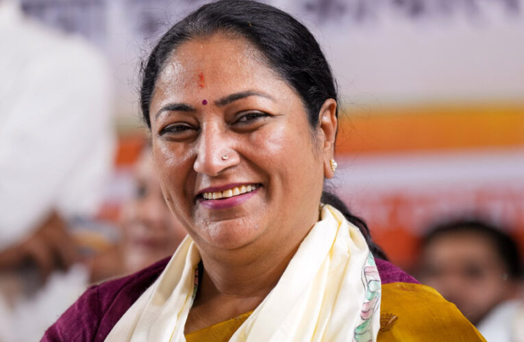 रेखा गुप्ता सरकार का बड़ा ऐलान: मजदूरों को ₹10,000, वर्क फ्रॉम होम और वाहनों पर सख्त नियम