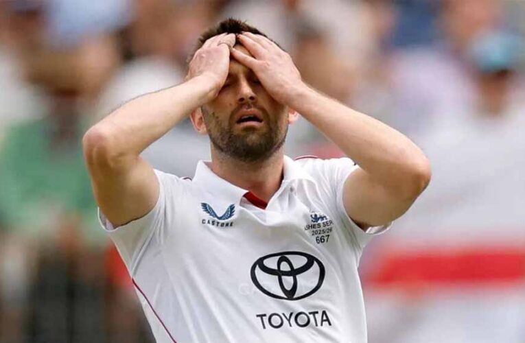 एशेज से बाहर हुए मार्क वुड, इंग्लैंड को तगड़ा झटका; नए पेसर की धमाकेदार एंट्री