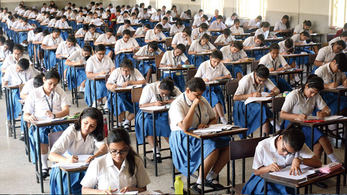 CBSE बोर्ड परीक्षा 2026: कक्षा 10वीं विज्ञान और सोशल साइंस का पैटर्न बदला, नई गाइडलाइंस जारी