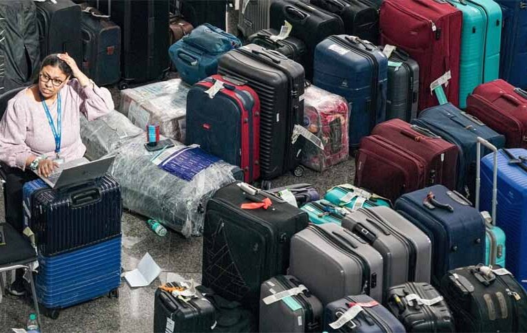 इंडिगो संकट पर अदालत सख्त: केंद्र से पूछा—आखिर जिम्मेदार कौन?