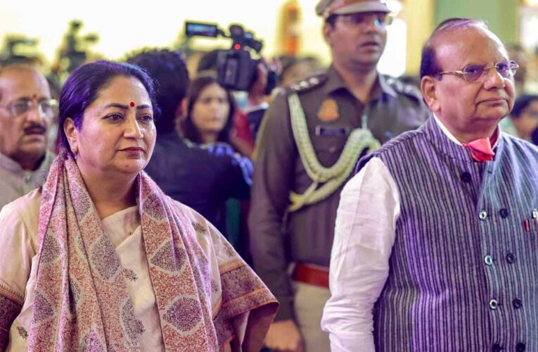 दिल्ली में सियासी हलचल तेज़: नए CM की अटकलों के बीच LG के लेटर पर AAP का बड़ा दांव