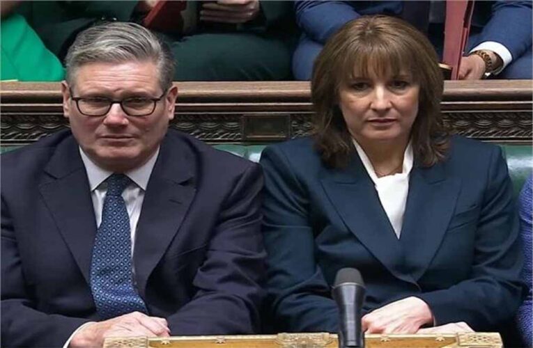 ब्रिटेन में ‘बेनिफिट्स स्ट्रीट बजट’ पर सियासी तूफान, PM स्टार्मर और रेचल रीव्स घिरीं विवादों में