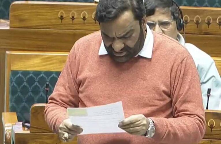 तीन बार वोट ना डालने वालों का नाम काटो—संसद में राजस्थान के सांसद का विवादित सुझाव