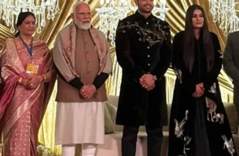 नीरज चोपड़ा–हिमानी मोर के वेडिंग रिसेप्शन में पहुंचे पीएम मोदी, VIDEO हुआ वायरल