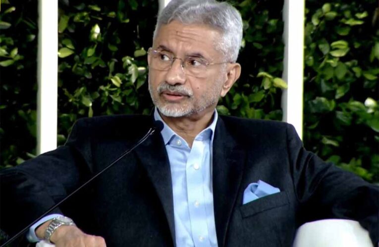 भारत में शेख हसीना का ठिकाना कब तक? जयशंकर के बयान से बांग्लादेश में मचा सियासी भूचाल