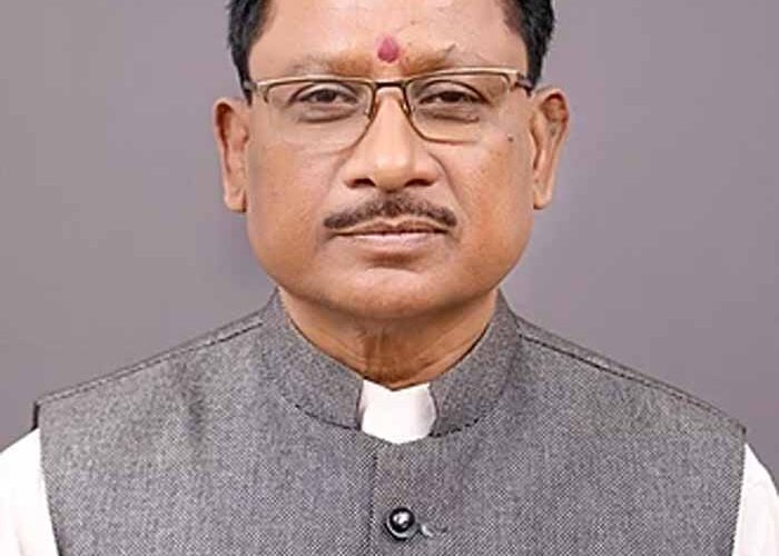 वंदे मातरम् की गौरव गाथा का स्मरण हर भारतीय के लिए गर्व का विषय – मुख्यमंत्री  विष्णु देव साय