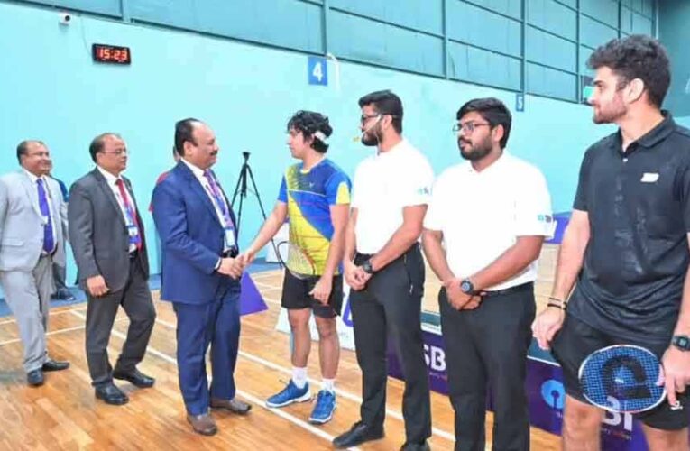 एसबीआई सर्कल वेलफेयर कमिटी का अंतर-सर्कल बैडमिंटन टूर्नामेंट भव्यता के साथ संपन्न, देशभर के खिलाड़ियों ने दिखाई खेल भावना