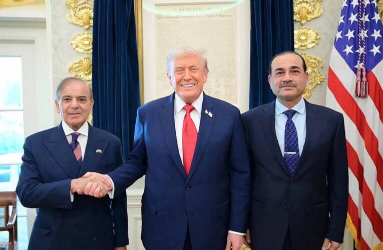 गाजा में सेना उतारने की तैयारी? पाक आर्मी चीफ मुनीर ने खुद संभालनी चाही कमान, अमेरिका से चल रही बातचीत