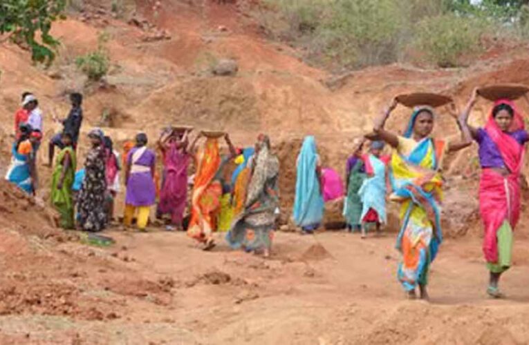 ग्रामीण रोजगार गारंटी में 23 लाख से अधिक महिलाओं को मिला रोजगार