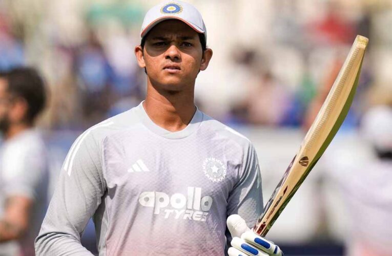 SMAT मैच के कुछ घंटे बाद बिगड़ी यशस्वी जायसवाल की तबीयत, अस्पताल में कराना पड़ा भर्ती