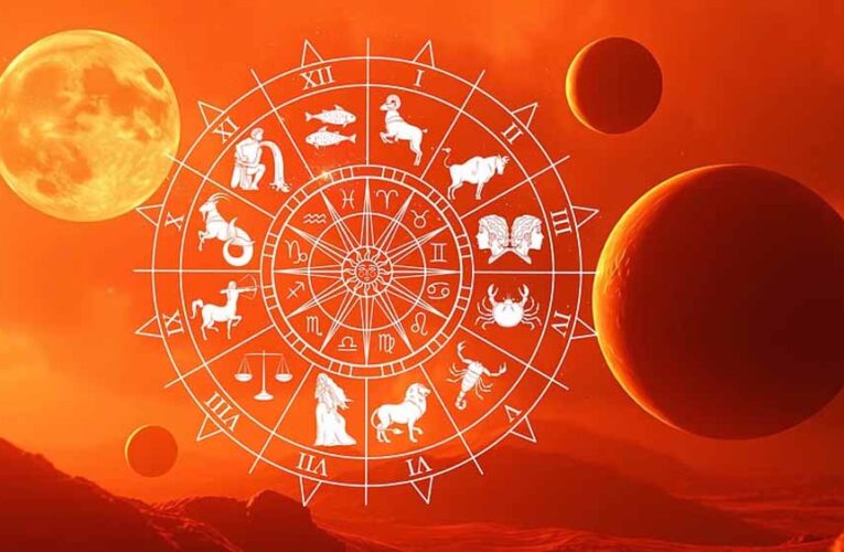 नववर्ष 2026 में किसके सिर सजेगा ताज? ग्रहों की चाल बताएगी राजा–मंत्री का राज