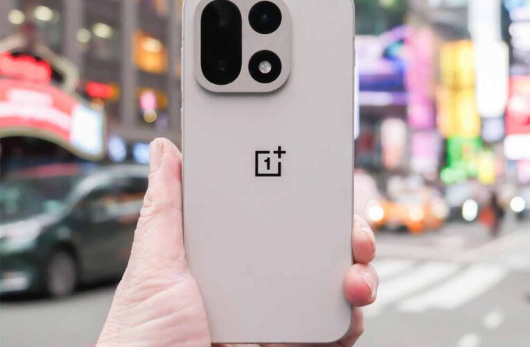 OnePlus का धमाका! 8000mAh बैटरी के साथ जल्द आ सकता है नया पावरफुल स्मार्टफोन