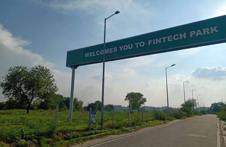 यमुना एक्सप्रेस-वे पर बसेगा ‘फिनटेक पार्क, 250 एकड़ में होगा बैंकिंग से ब्लॉकचेन तक का हब