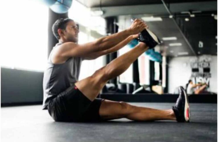 40 की उम्र के बाद पैरों में आ रही है कमजोरी? रोज करें ये 5 एक्सरसाइज और पाएं फिर से ताकत