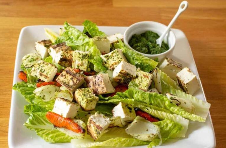 Paneer Salad Recipe: मिनटों में बनाएं हेल्दी और टेस्टी सलाद