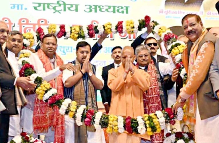 युवा ऊर्जा के प्रतीक हैं नितिन नबीनः मुख्यमंत्री योगी