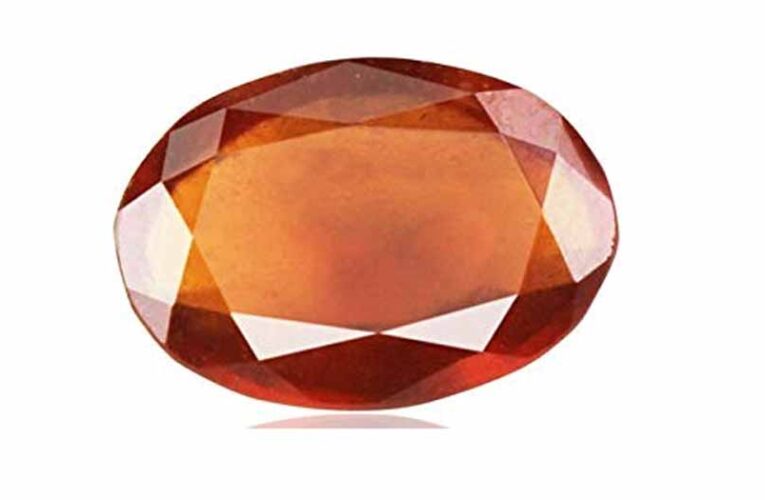 मन, डर, लालच और भ्रम का खेल: आखिर कौन धारण कर सकता है राहु से जुड़ा गोमेद रत्न?