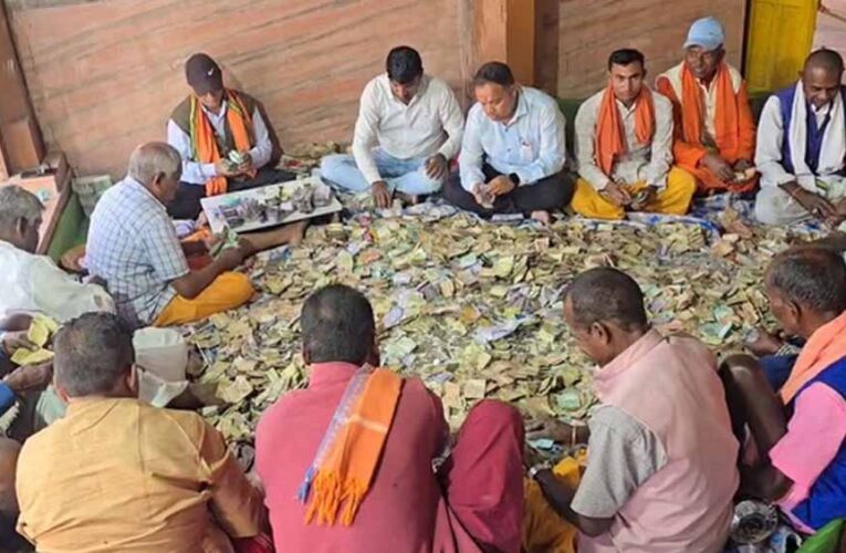 माँ दंतेश्वरी के दरबार में श्रद्धालुओं की आस्था: दानपेटी से निकले 19 लाख, प्रेम-सफलता की हज़ारों अर्जियां