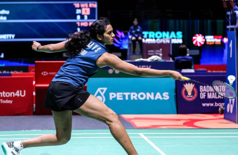 पीवी सिंधु मलेशिया ओपन से बाहर, सेमीफाइनल में वर्ल्ड नंबर-2 खिलाड़ी से मिली शिकस्त