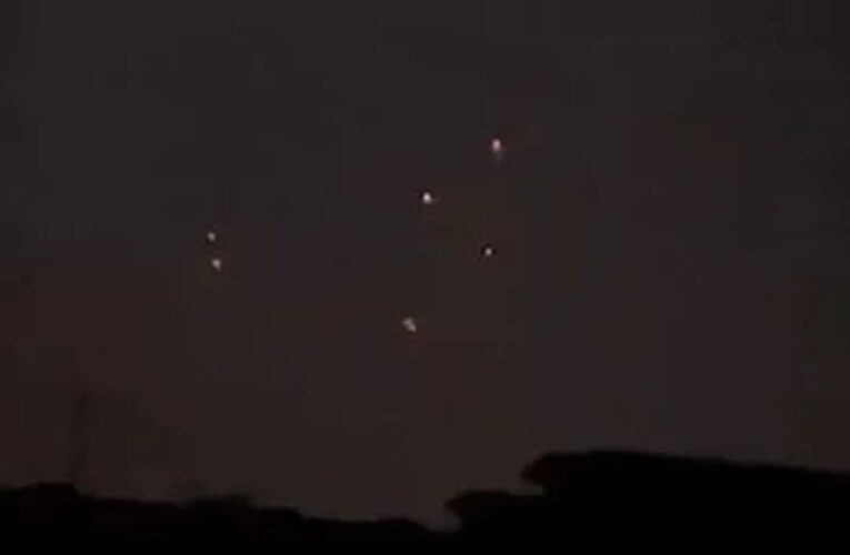 जम्मू-कश्मीर में LoC के पास पाकिस्तानी ड्रोन की गतिविधि, सेना ने की जवाबी कार्रवाई