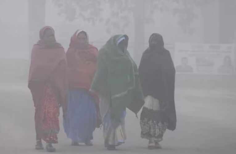 दिल्ली में ठंड ने तोड़ा 20 साल का रिकॉर्ड, जानें कब होगी बारिश और कहां बढ़ेगी ठिठुरन