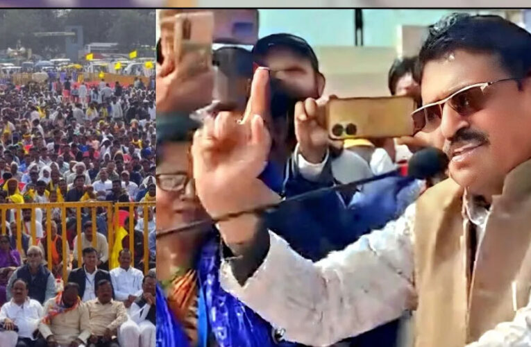 पूर्व MLA प्रजापति का विवादित बयान: राभद्राचार्य, अनिरुद्धाचार्य और धीरेंद्र शास्त्री को जूते की माला पहनाकर नंगा घुमाने की मांग