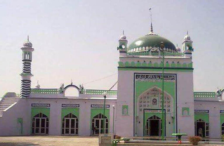 संभल में एक्शन की तैयारी: मस्जिद के पास कब्रिस्तान पर कब्जा करने वालों का डाटा तैयार