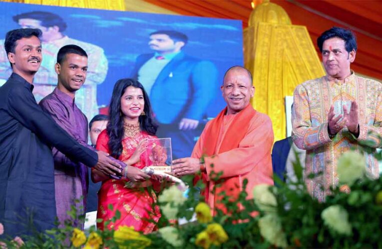 हम सिर्फ संभावनाओं की बात नहीं करते, परिणाम भी देते हैं : सीएम योगी