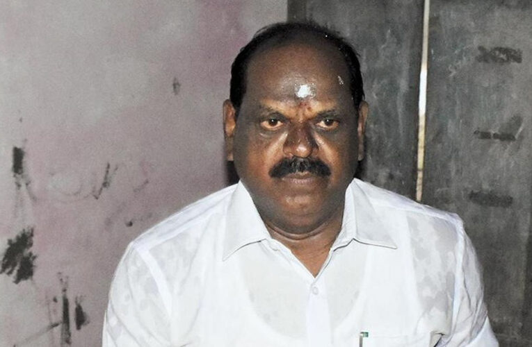 तमिलनाडु की राजनीति में हलचल, AIADMK के पूर्व मंत्री ने इस्तीफा देकर DMK में किया प्रवेश