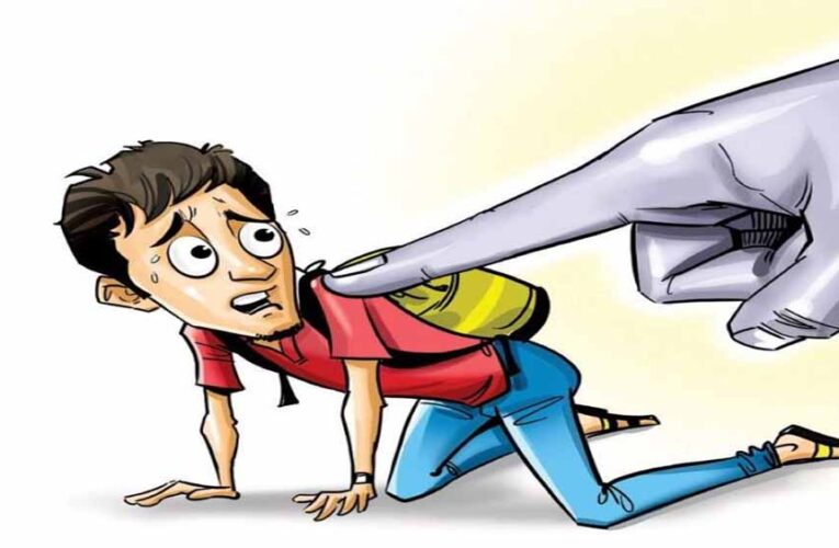 जूनियर छात्रों पर शारीरिक और मानसिक उत्पीड़न, 23 पर FIR दर्ज