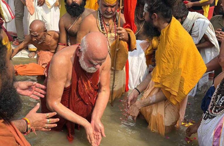 त्रिवेणी के तट पर लगे माघ मेले का बसंत पंचमी स्नान पर्व सकुशल संपन्न