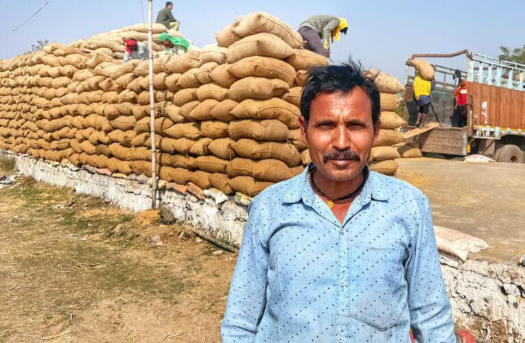 रायपुर : धान खरीदी तिहार किसानों के लिए खुशियों और राहत की सौगात