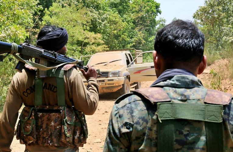 छत्तीसगढ़: सुरक्षाबलों और नक्सलियों के बीच मुठभेड़, सुकमा में 10 और बीजापुर में 2 नक्सली ढेर