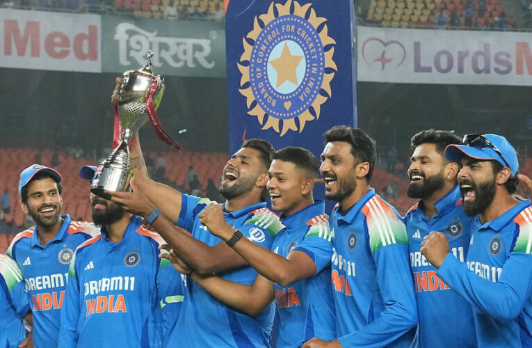 IND Vs SL: बीसीसीआई ने श्रीलंका के खिलाफ 2 टी-20 मुकाबलों के प्रस्ताव को किया ठुकरा, SLC चेयरमैन ने दी जानकारी