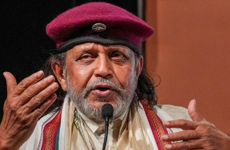मिथुन चक्रवर्ती का ममता सरकार पर हमला, बोले- ‘जैसे कश्मीरी पंडितों को निकाला गया, वैसे ही बंगाल में…’