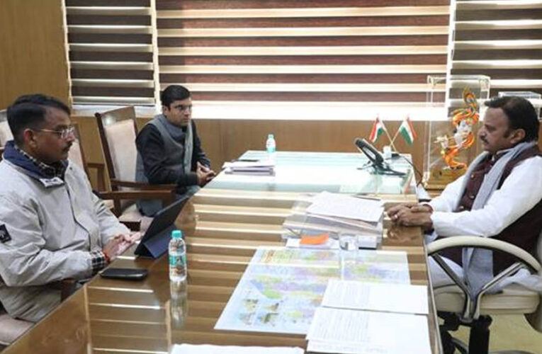 बायो मेडिकल वेस्ट का सुनियोजित और नियमानुसार प्रबंधन करें सुनिश्चित: उप मुख्यमंत्री  शुक्ल