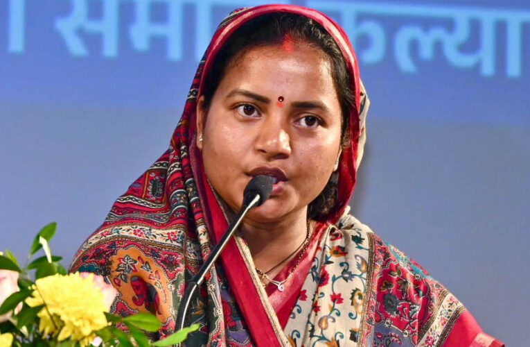 रायपुर : महिला एवं बाल विकास की योजनाओं से छत्तीसगढ़ में सशक्तिकरण की नई इबारत: मंत्री लक्ष्मी राजवाड़े